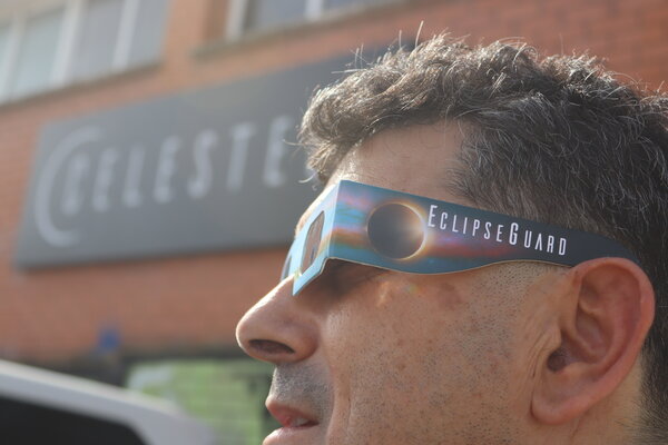 Gafas de Eclipse Solar EclipseGuard — La Galaxia del Sombrero