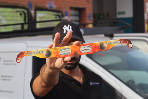 Gafas de Eclipse Solar EclipseGuard — El Sol