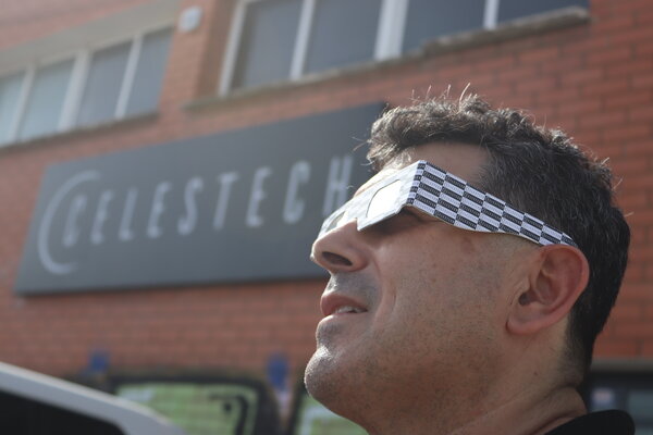 Gafas de Eclipse Solar — Damero Celestech
