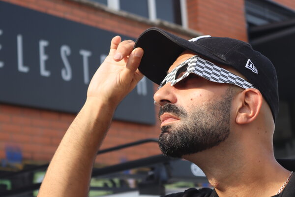 Gafas de Eclipse Solar — Damero Celestech