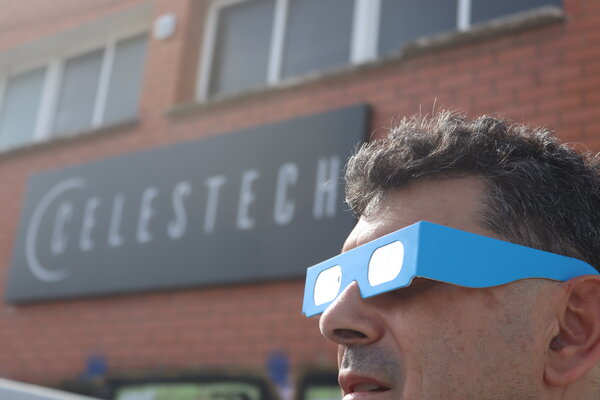 Gafas de Eclipse Solar — Colores Individuales