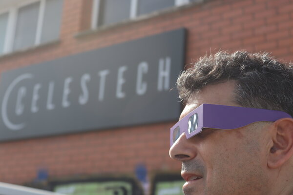 Gafas de Eclipse Solar — Colores Individuales
