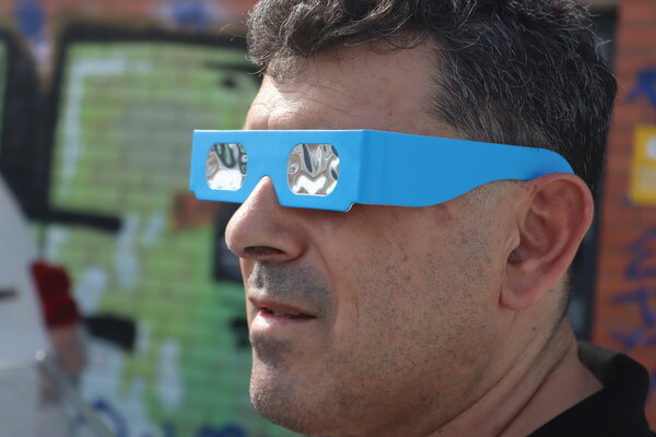 Gafas para eclipses solares - 5 colores surtidos