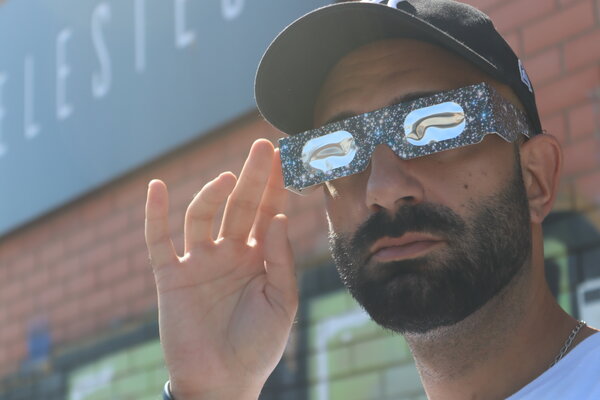 Gafas de Eclipse Solar — Cúmulo de Hércules — Diseño Estrellado